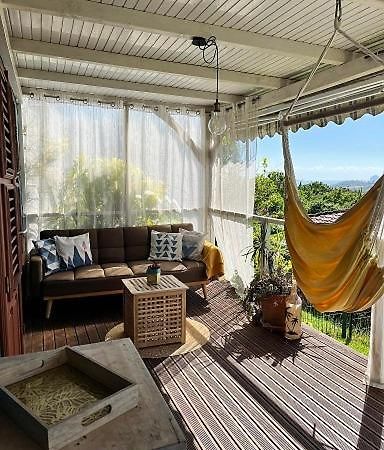 Bungalow Vue Mer Avec Jardin Сент-Люс Экстерьер фото